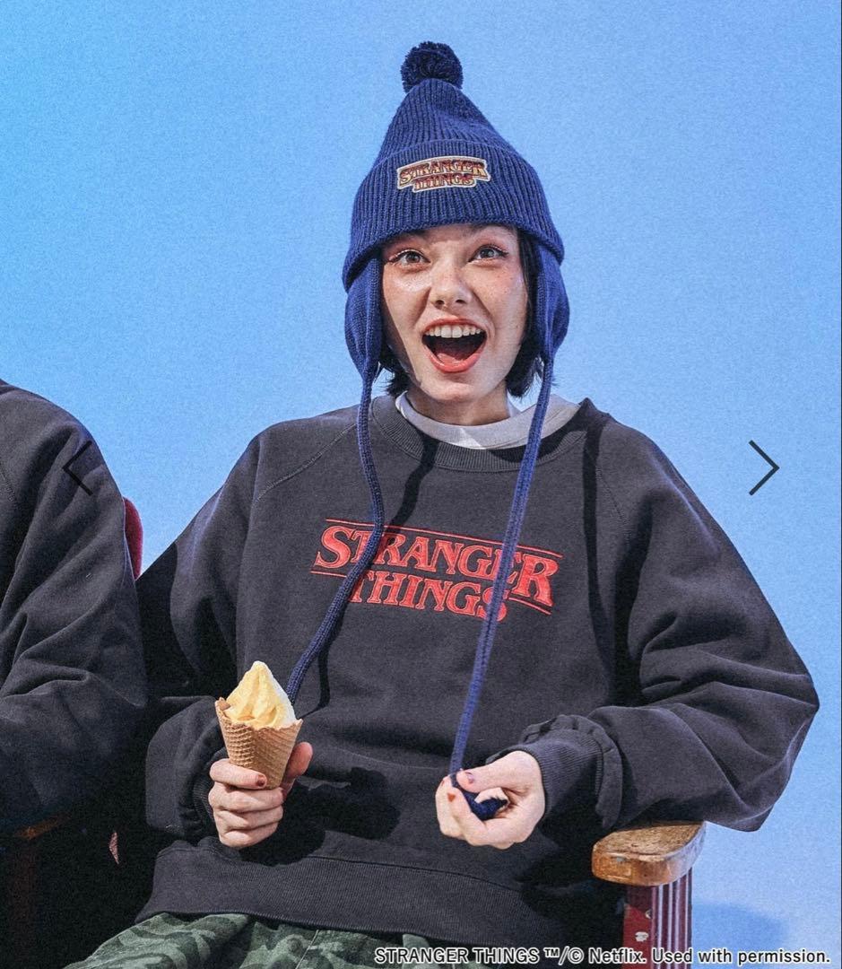 STRANGER THINGS グレー トレーナー　ニコアンド