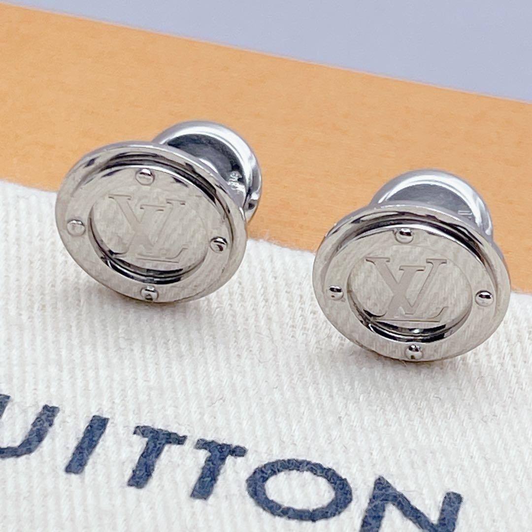 LOUIS VUITTON カフス　ブトン　ドゥ　マンシェット　LV モノグラム