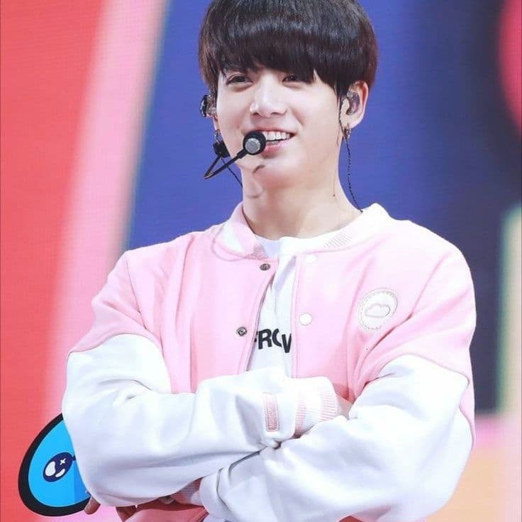 BTS Happy Ever After ハピエバ ピンクベースボールジャケット