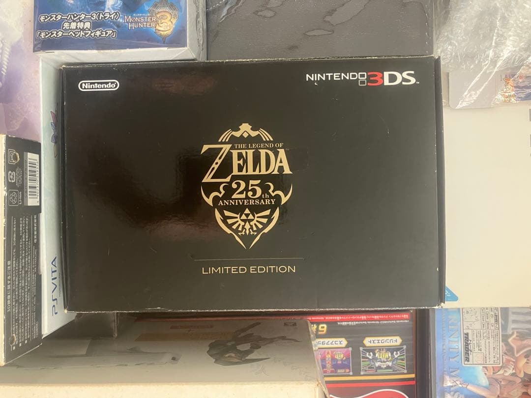 【計17万以上！】Switch Lite ハイラルエディション 25周年 他