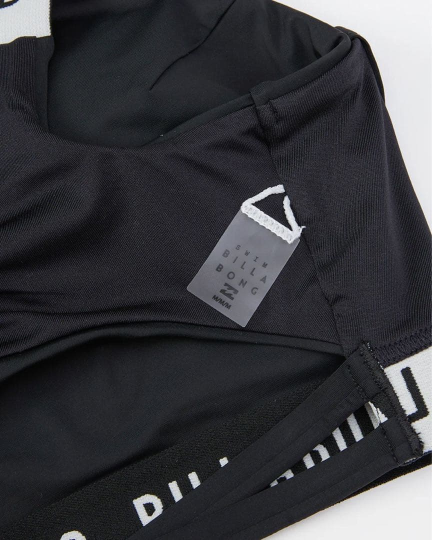 BILLABONG ビラボン BIKINI ビキニ　水着　新品未使用　ブラック
