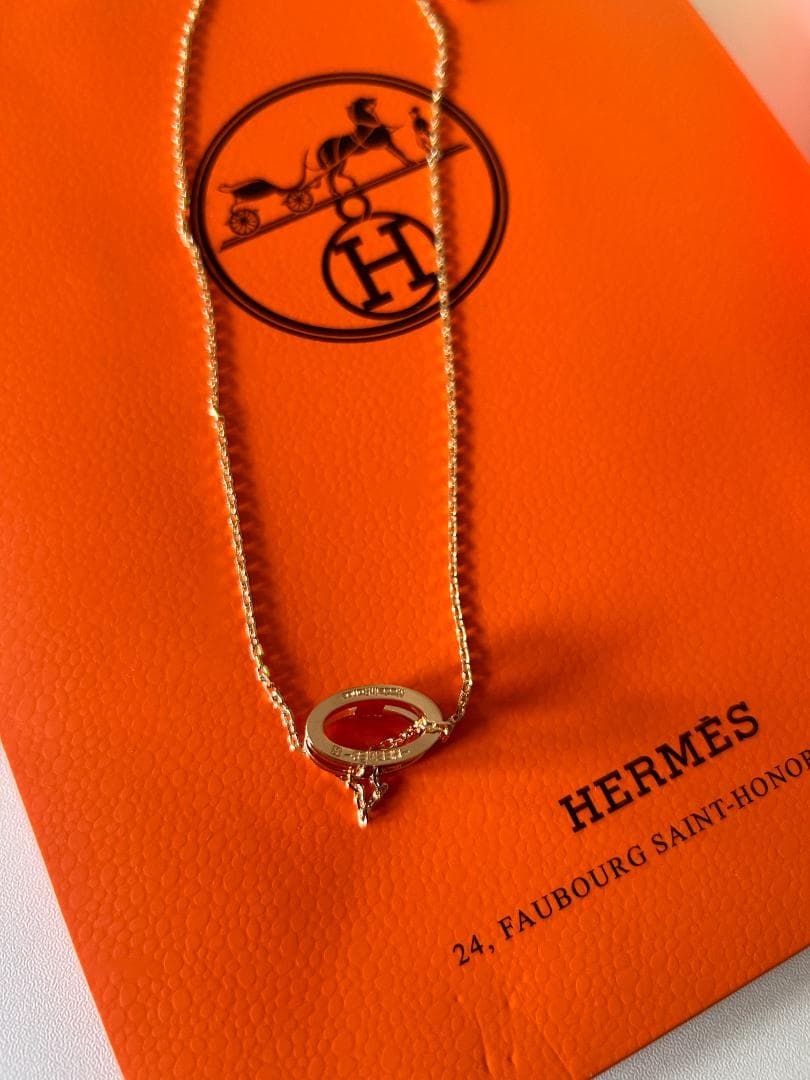 美品~HERMES ロゴネックレス ゴールド