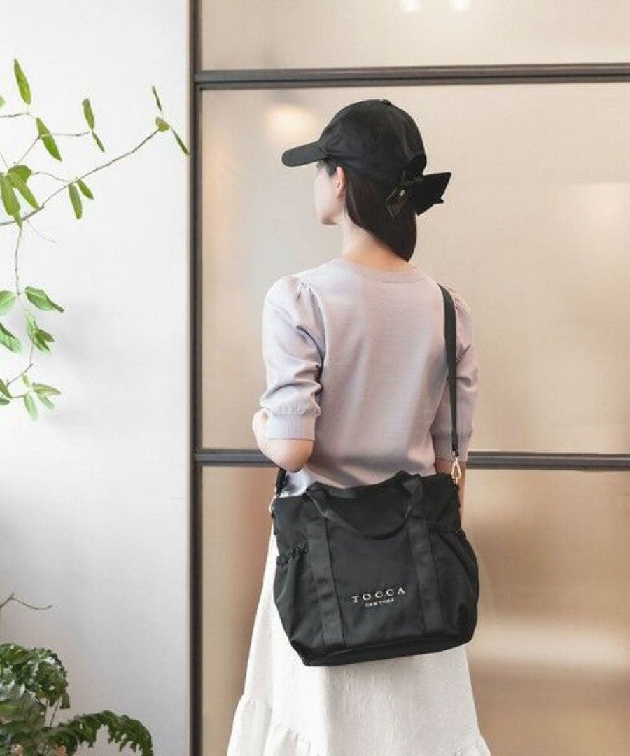 美品☆TOCCA SANA SIDEPOCKET TOTE トートバッグ