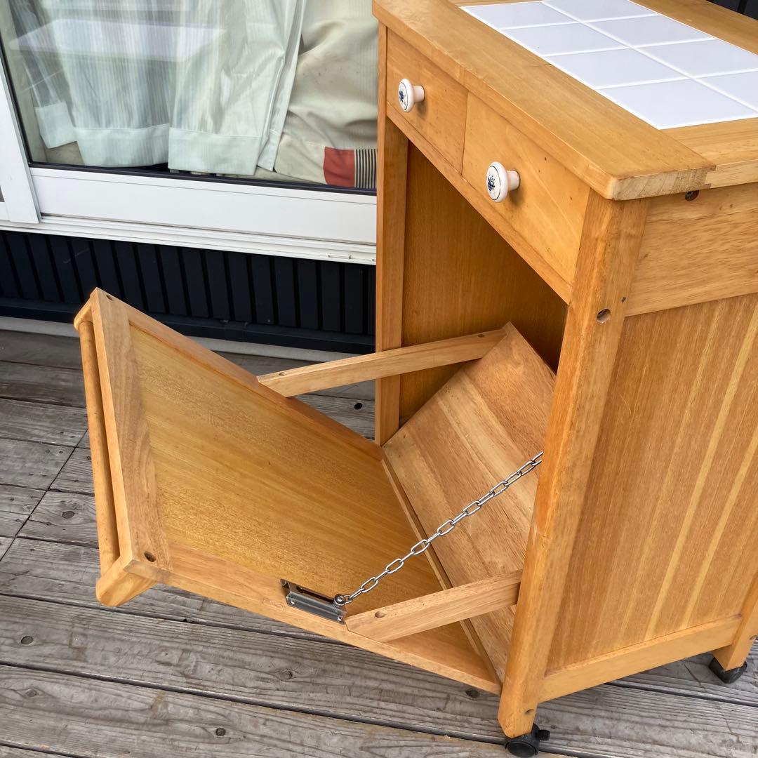 ①北欧レトロ アイリスオーヤマ 木製 タイル張り キッチンワゴン ダストボックス