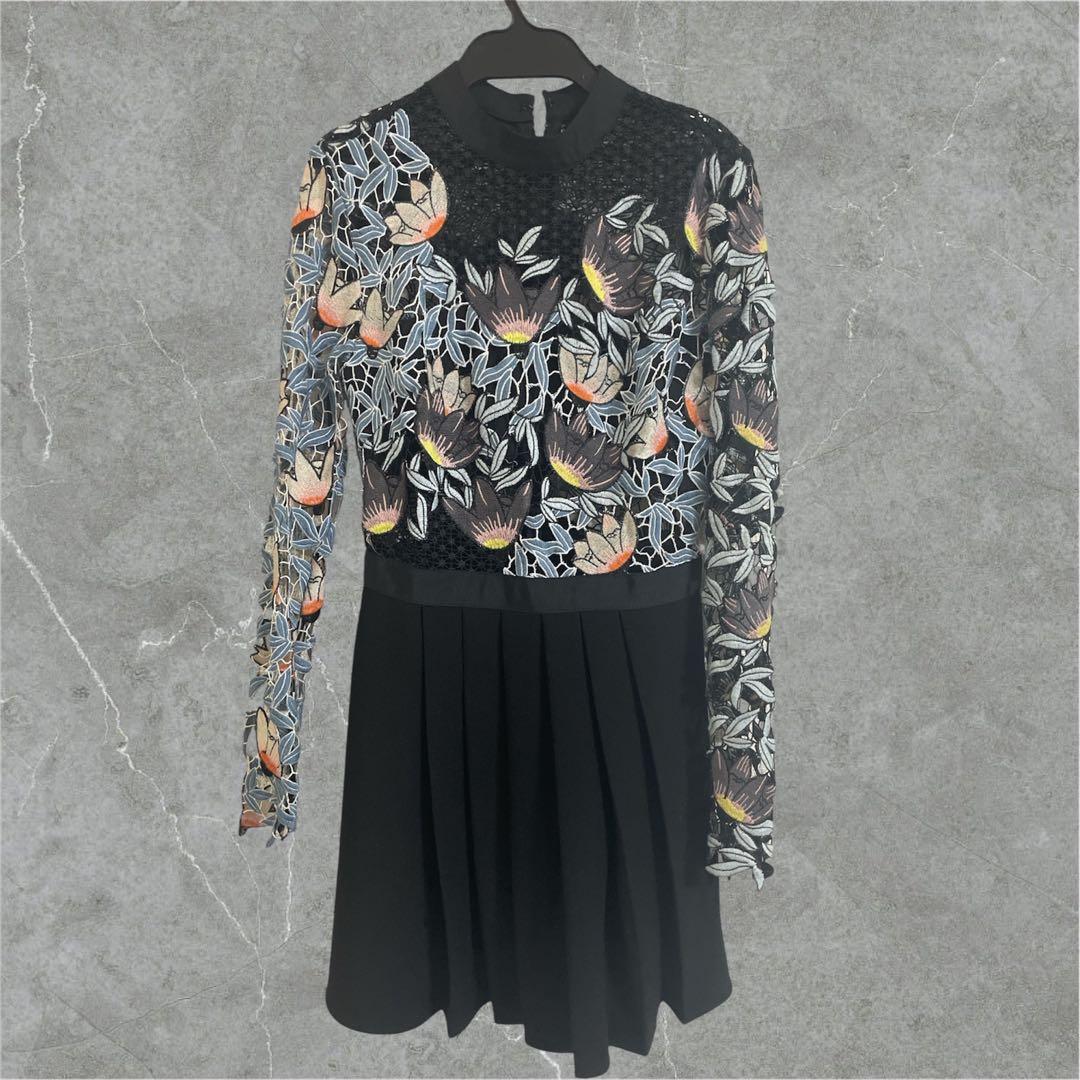 self-portrait 刺繍入り長袖ワンピース