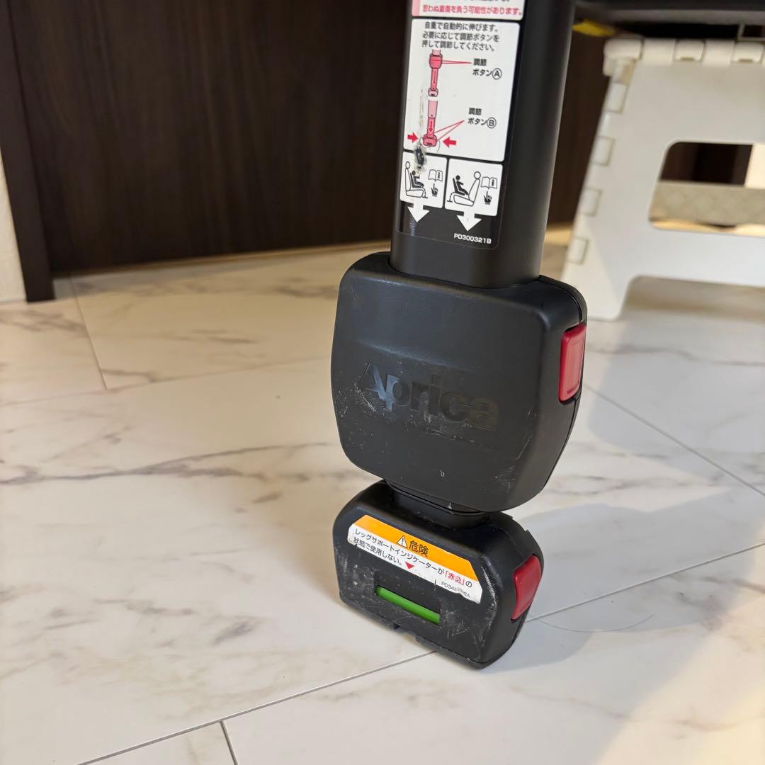 Aprica クルリラプレミアム　ISOFIX チャイルドシート　新生児