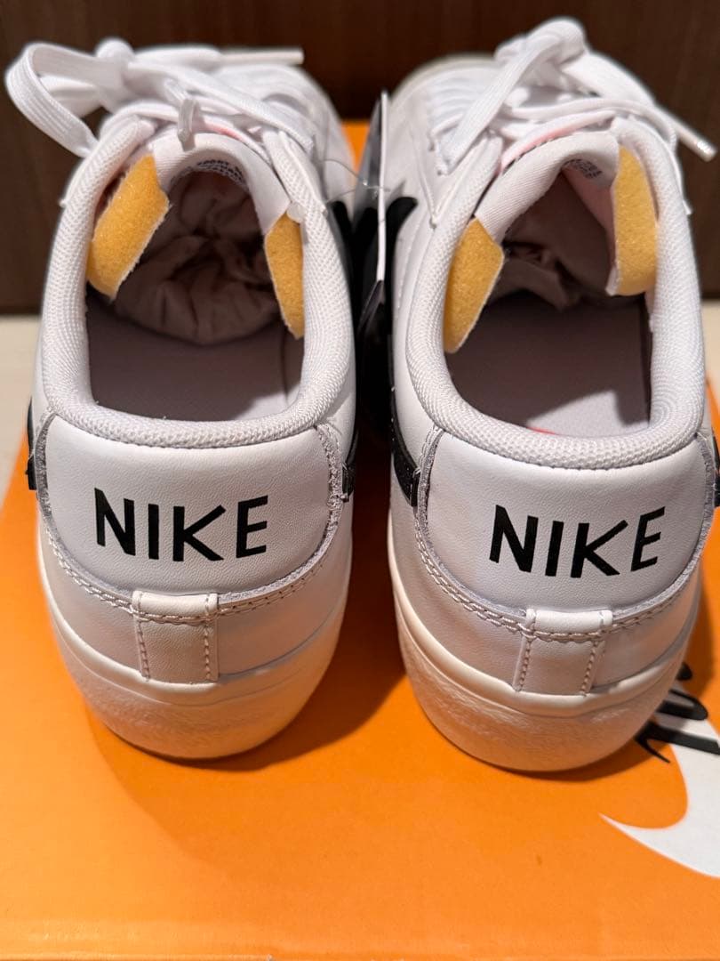 ナイキ ブレーザー ロー プラットフォーム　NIKE