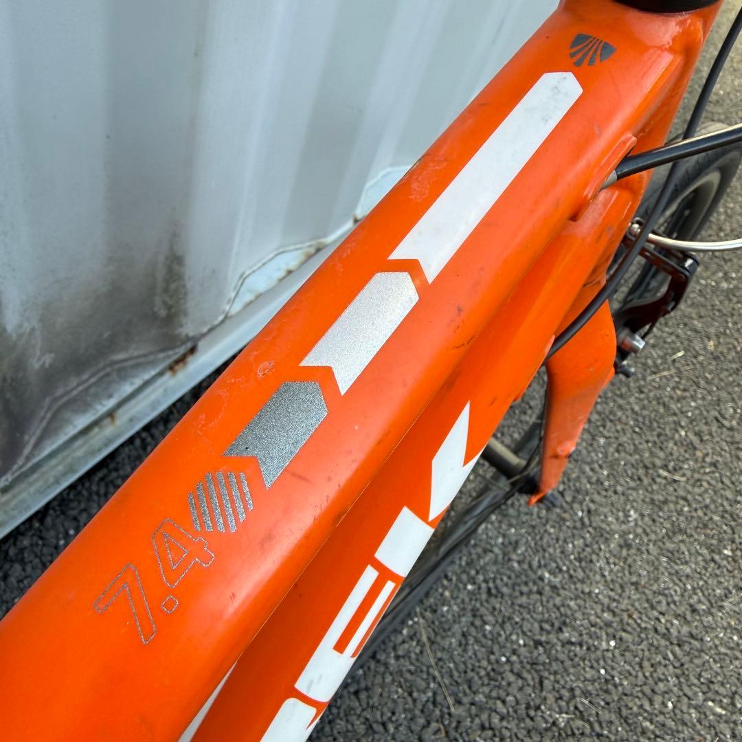 クロスバイク TREK 7.4FX 身長165-175cm 定価8.3万円