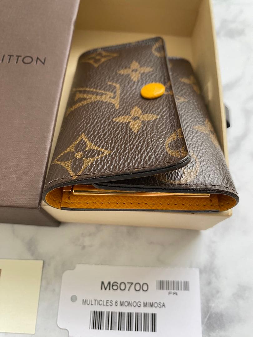 X*Z様 ルイヴィトン　キーケース　キーケース ミュルティクレ 6 イエロー