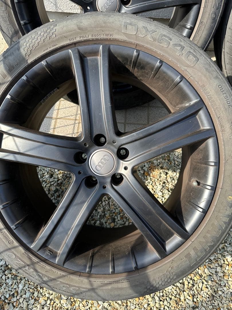 リタイヤ組　アウディQ5 20インチタイヤホイール
