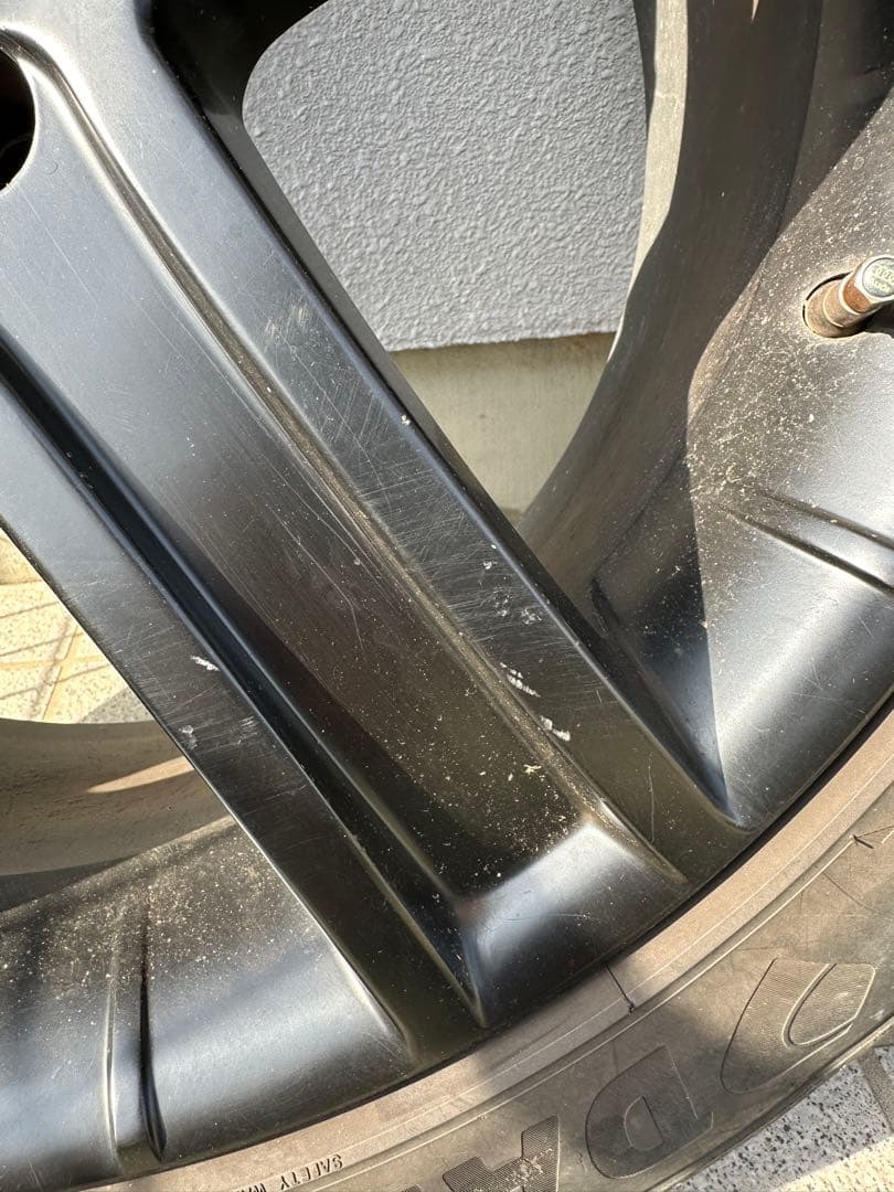 リタイヤ組　アウディQ5 20インチタイヤホイール