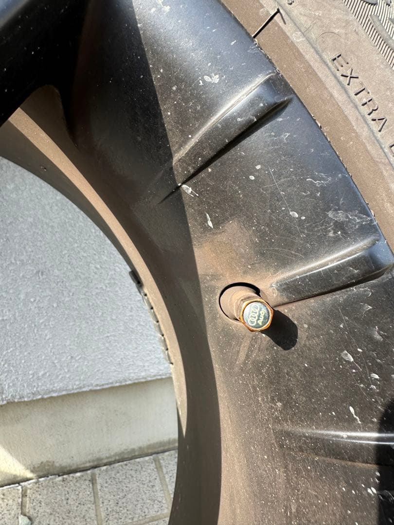 リタイヤ組　アウディQ5 20インチタイヤホイール