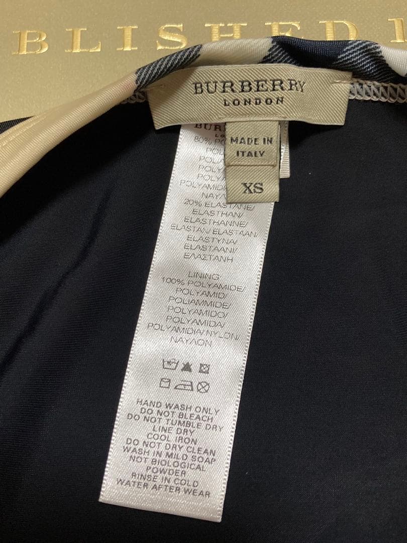 ほぼ未使用　バーバリー ロンドン　セパレート水着　ビキニ 黒