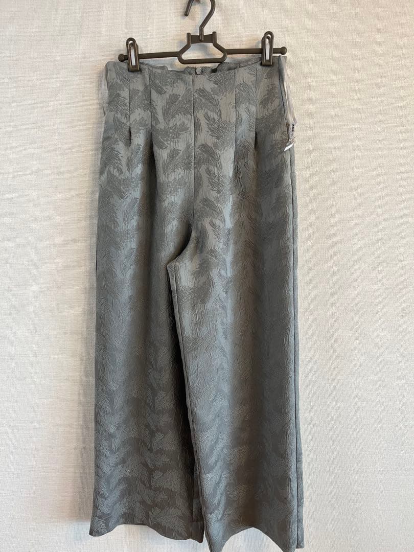 【アンドレスド】ペプラムセットアップ Sサイズ（グレー）　結婚式　パーティドレス