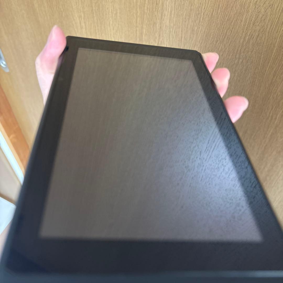 Nintendo Switch （HDMIケーブルとジョイコンの付けるやつ無し）