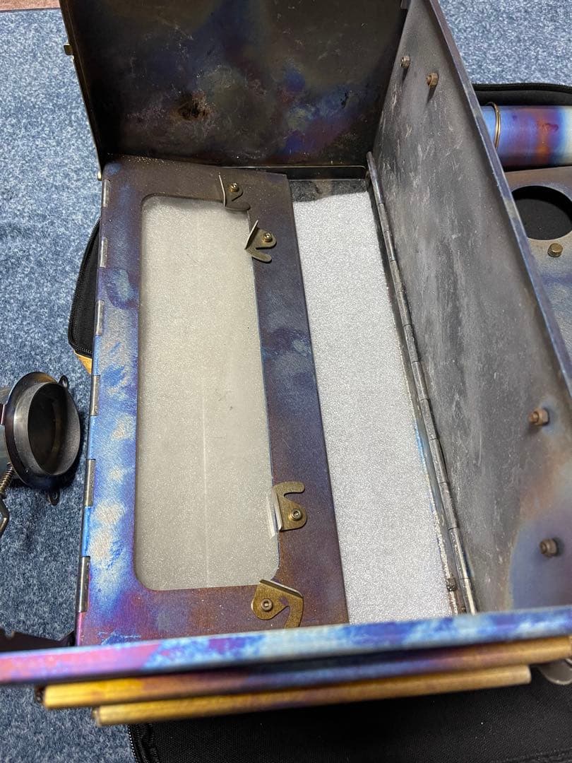 POMOLYの折りたたみチタン薪ストーブです。T1 別売り4mチタン煙突あり