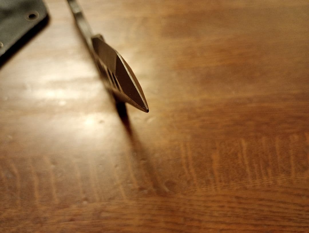 ダミーナイフ　タントーカランビット　両刃風装飾ベベル