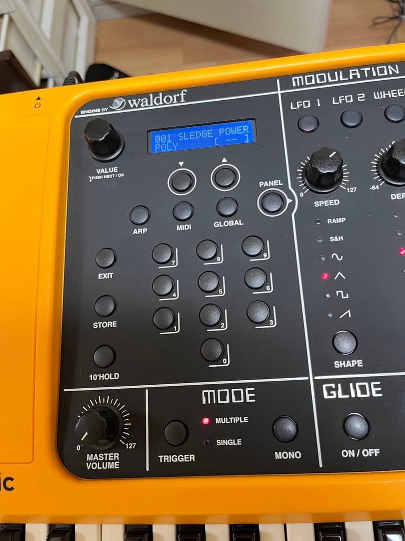 Studiologic Sledge 61鍵 アナログシンセサイザー