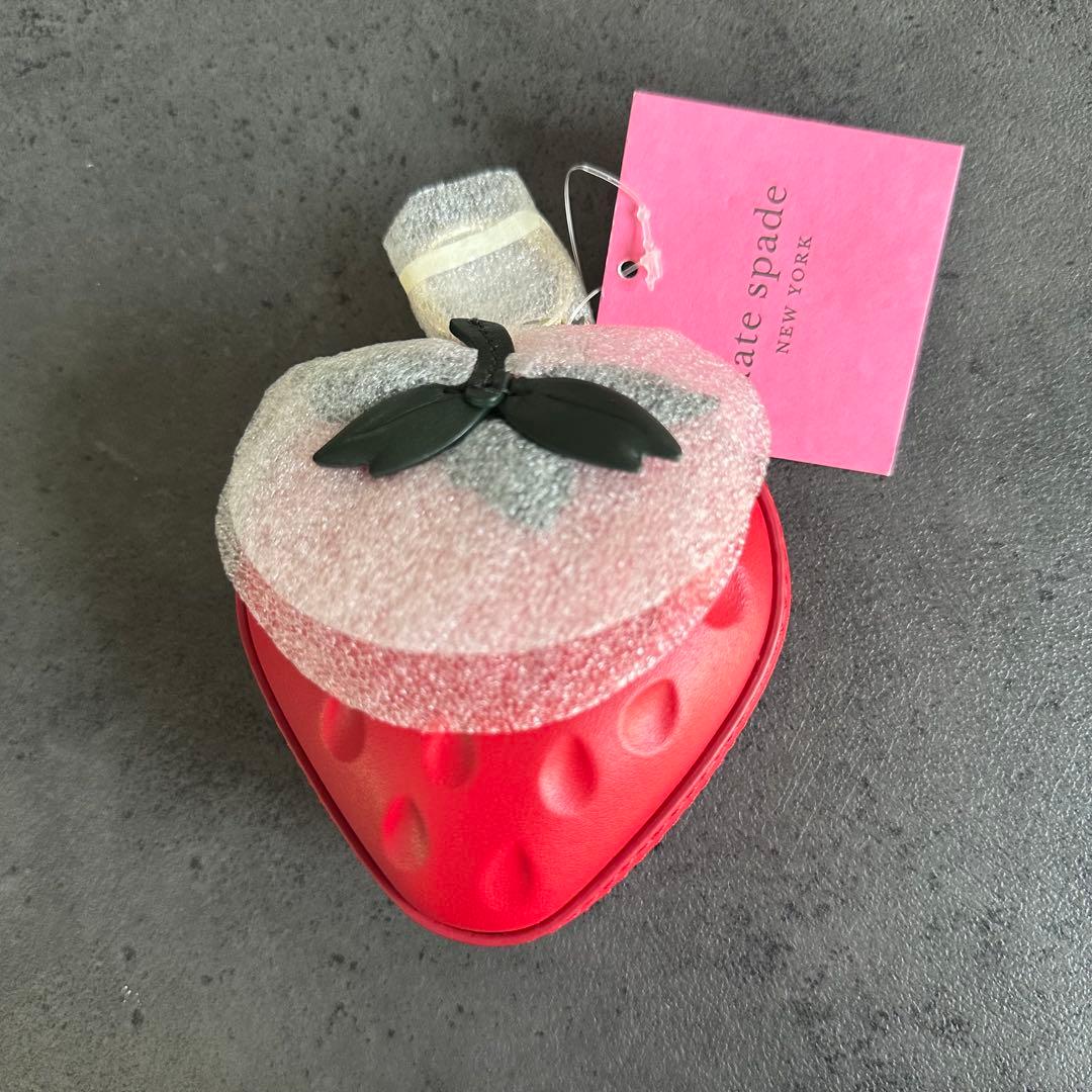 新品未使用✨ Kate Spade Strawberry Coin Purse
