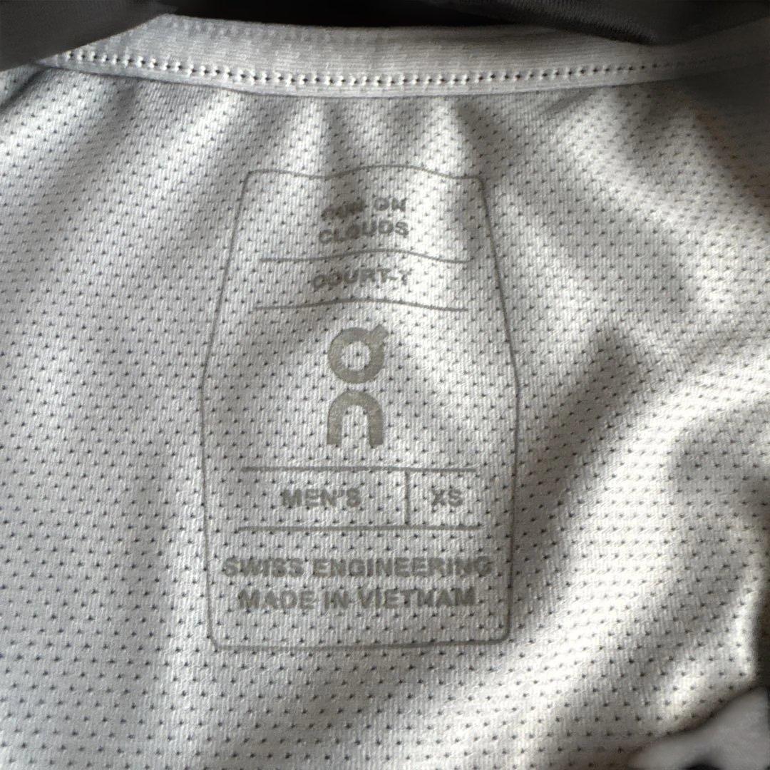 on テニスウェア