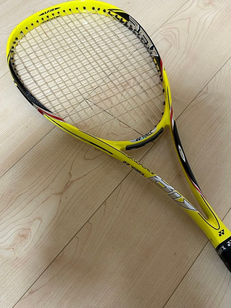 ソフトテニス　ラケット　YONEX ナノフォース8v イエロー