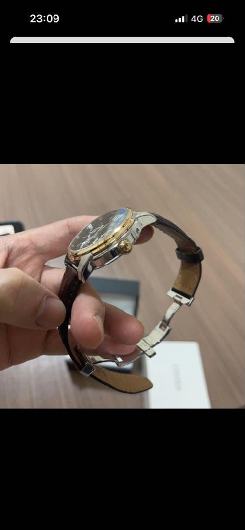 Citizen クォーツ 腕時計 ブラック/ゴールド