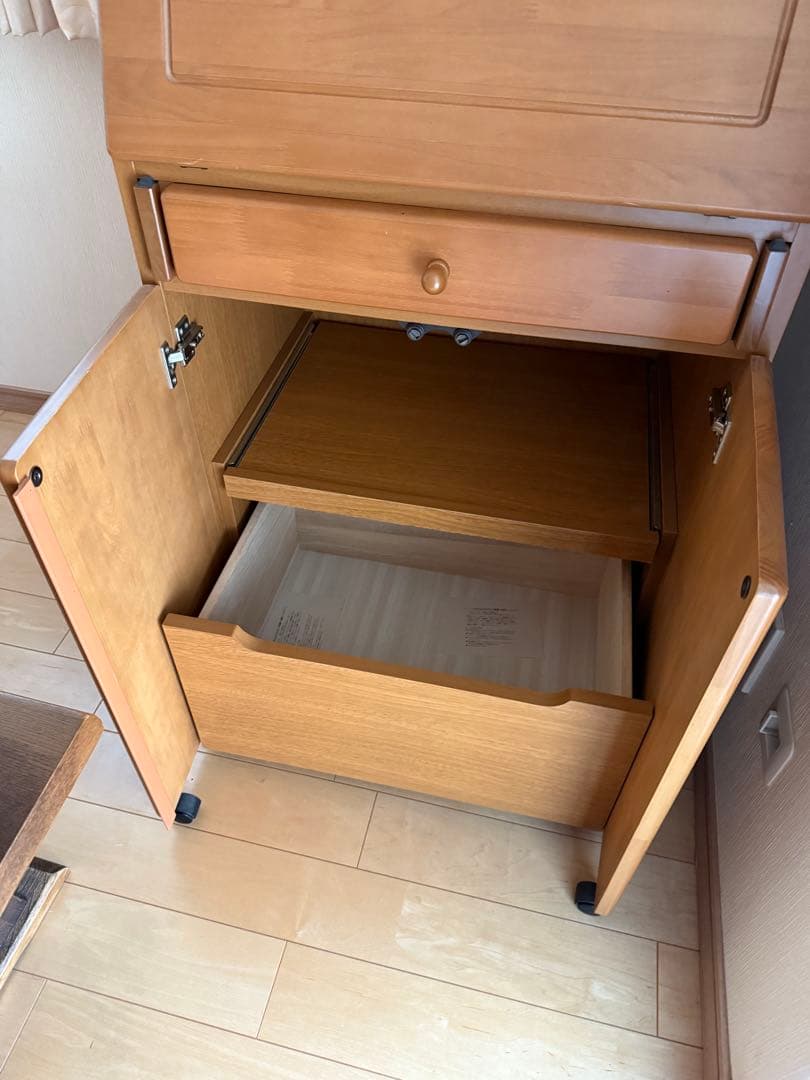 [値下げしました]天然木製 ライティングデスク 学習机 シンプルデザイン