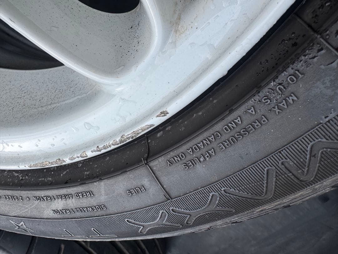 ミニ　純正　4穴6.5J-16インチ　PCD100　4穴　オフセット48