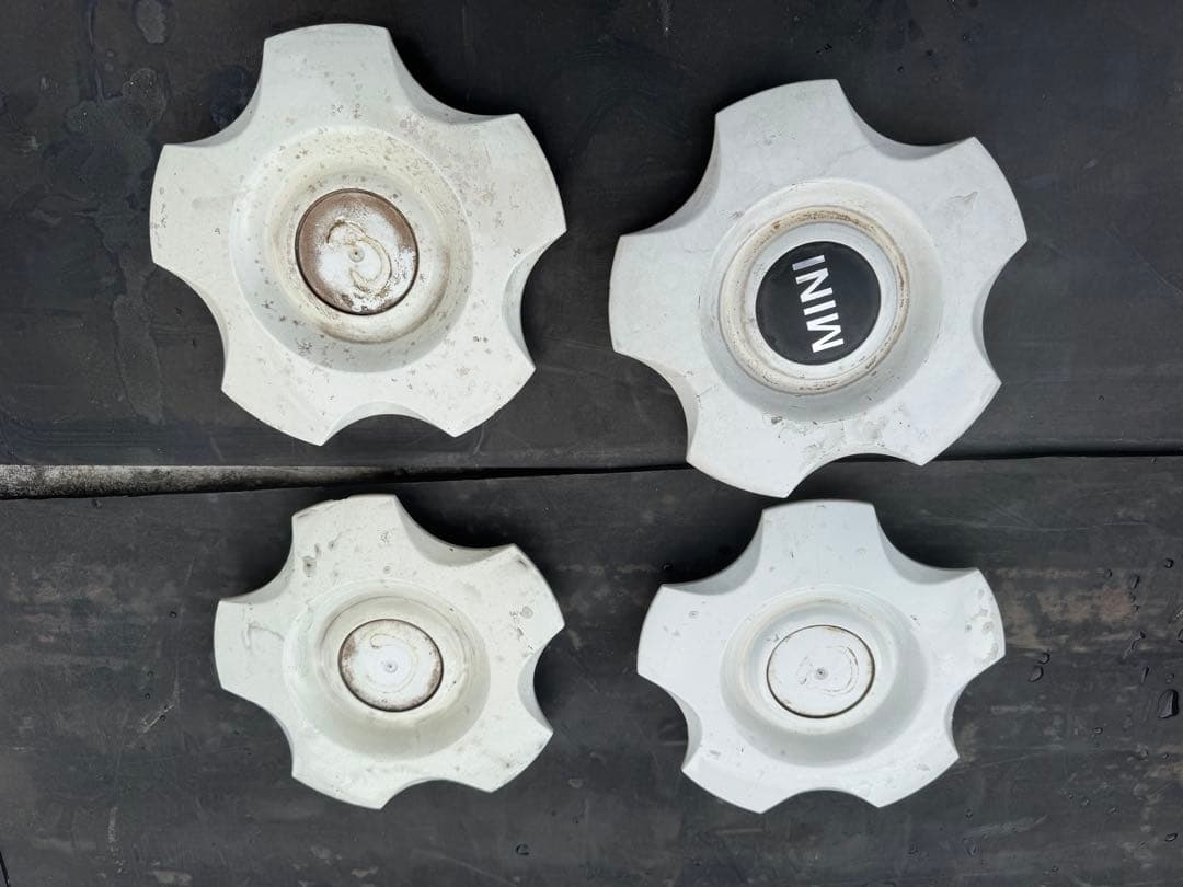 ミニ　純正　4穴6.5J-16インチ　PCD100　4穴　オフセット48