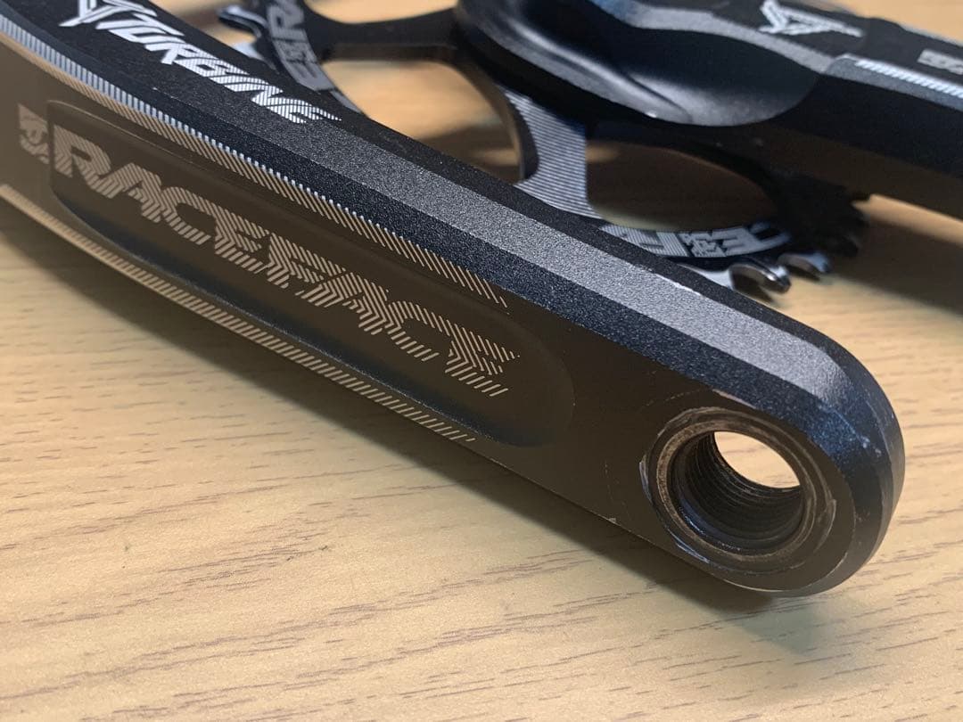 レースフェース　タービンクランク　175mm　中古