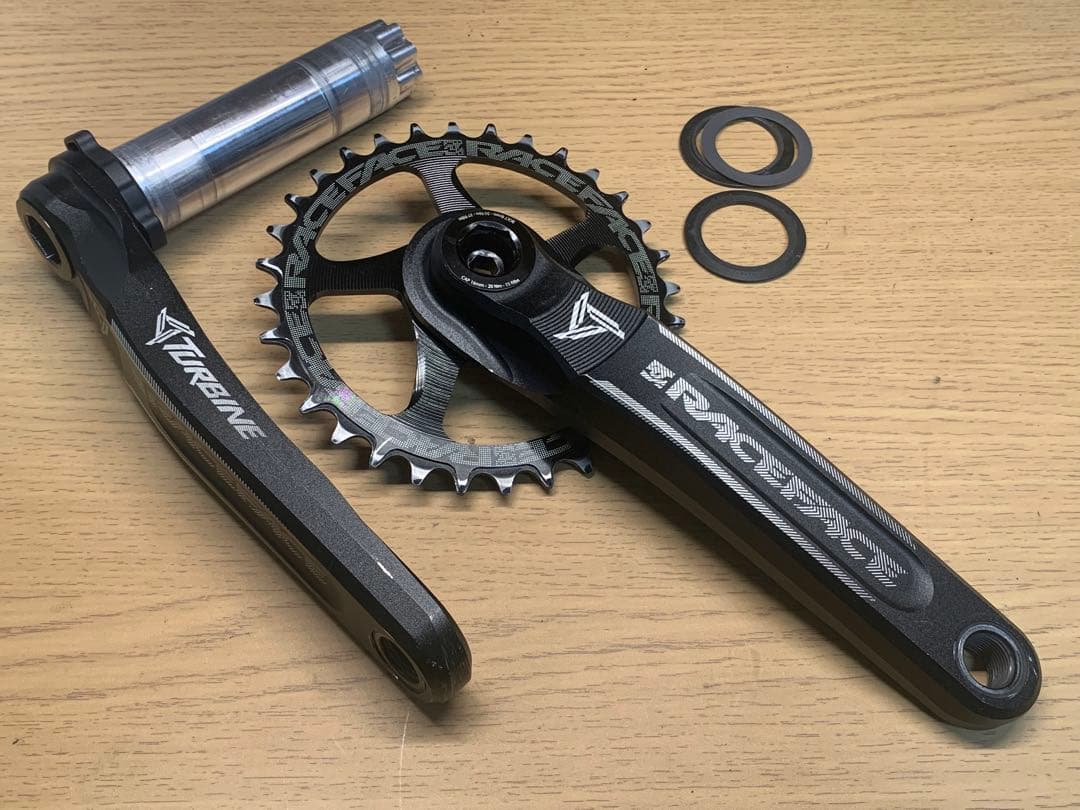 レースフェース　タービンクランク　175mm　中古