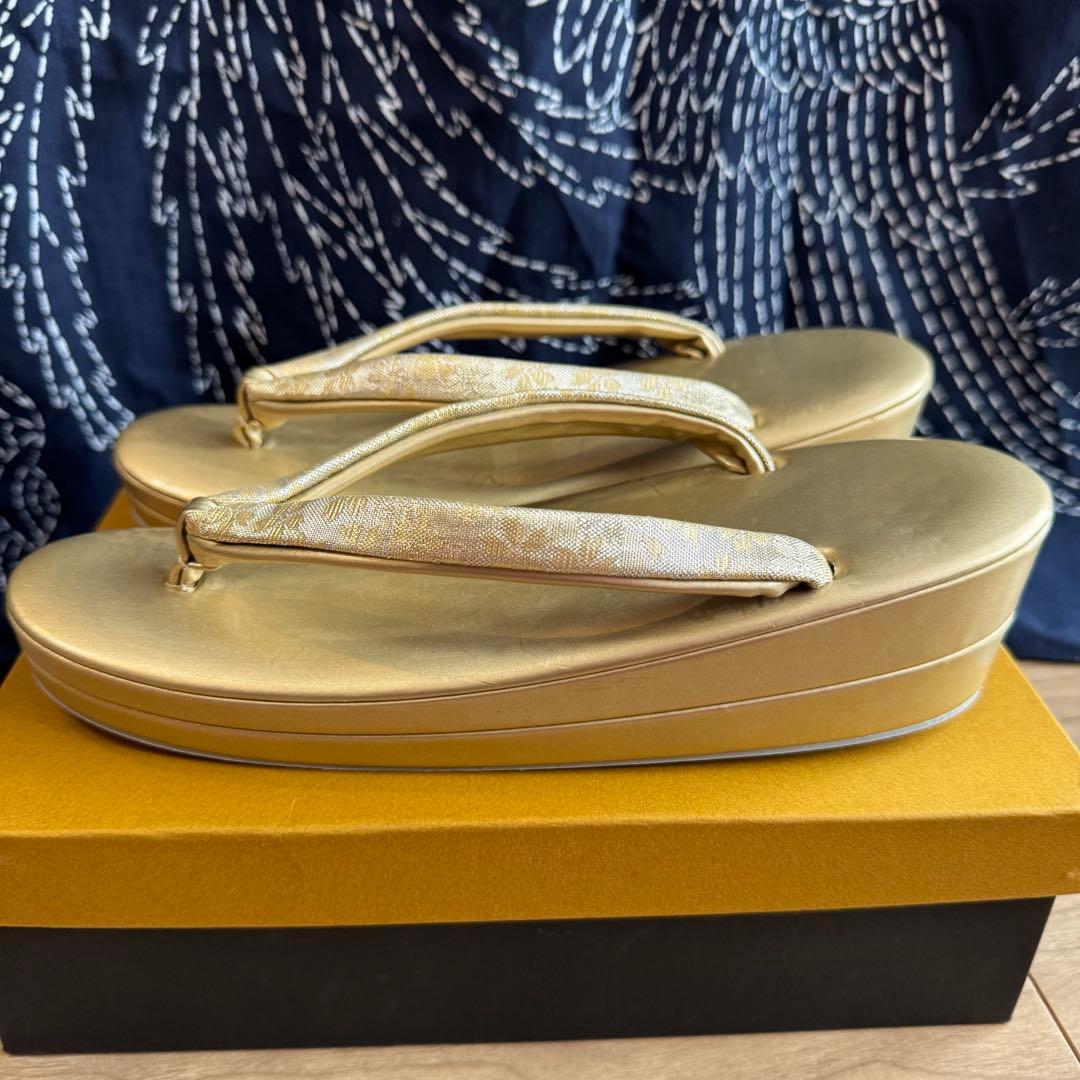 美品　草履　バッグ　着物　浴衣　和装　金　ゴールド　和装用バッグ