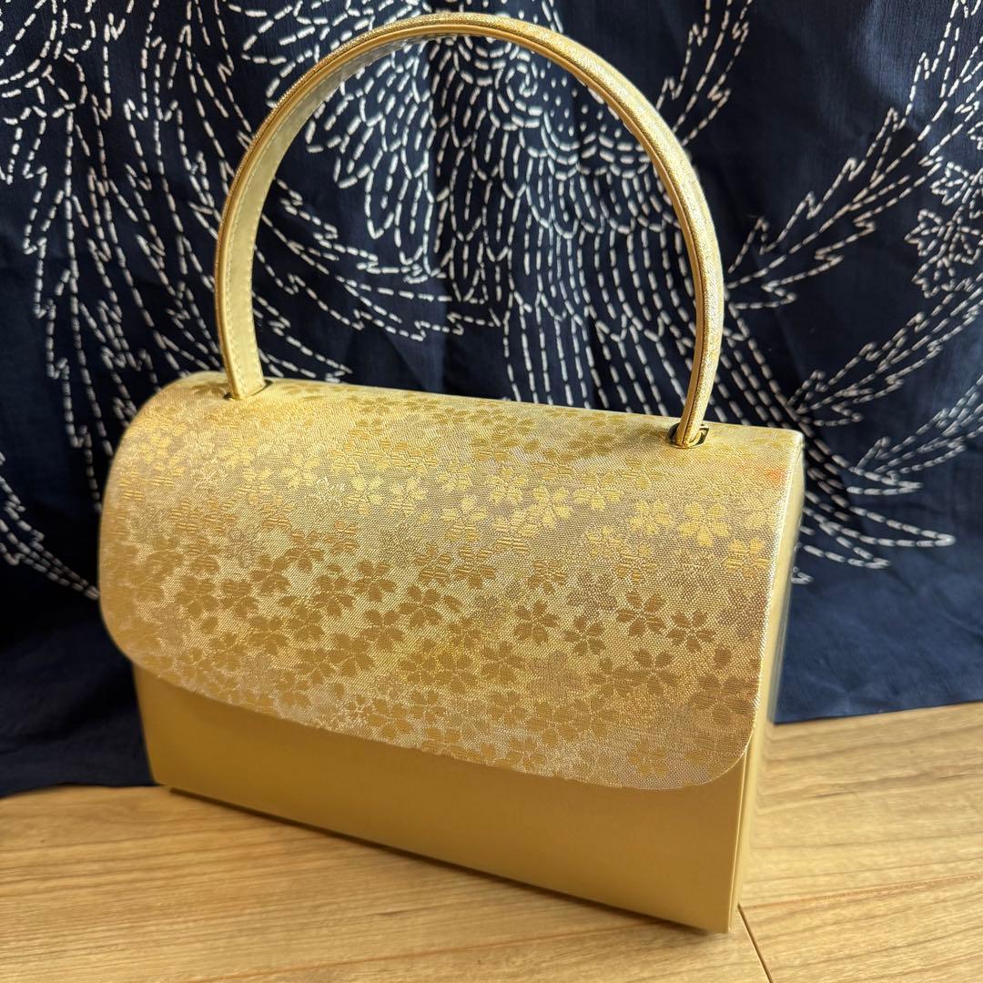 美品　草履　バッグ　着物　浴衣　和装　金　ゴールド　和装用バッグ