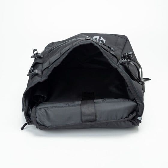 仮面ライダークウガ×KANGOL SPORT　ボックス型リュック