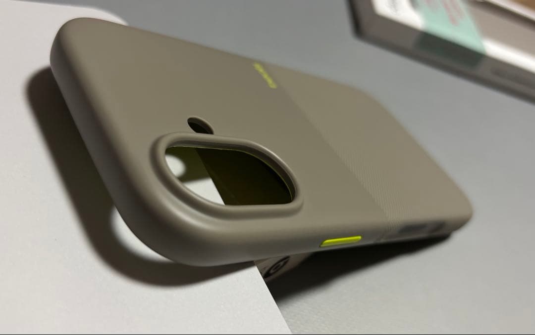 beats iPhone用ケース グレー