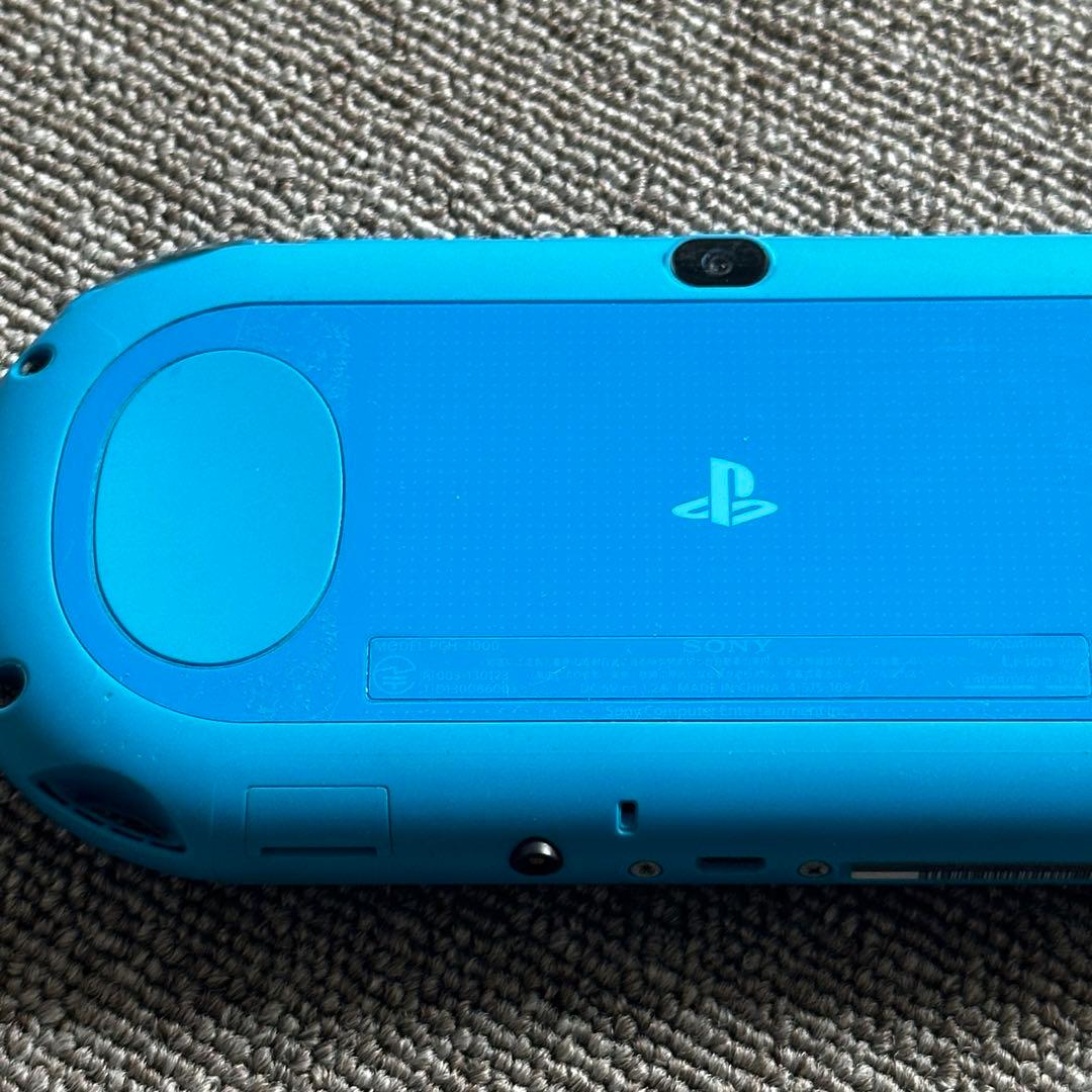 PSVITA PCH-2000 アクアブルー