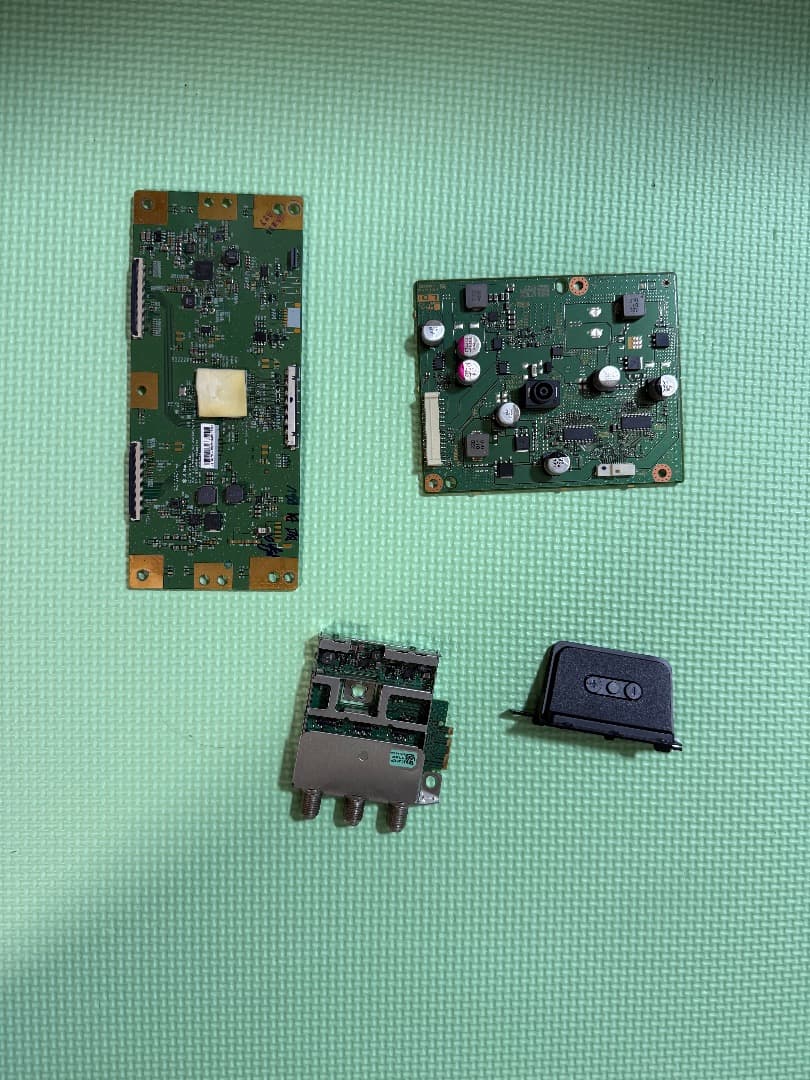 ソニー　KJ-49X8000E 2018年製の基盤セット