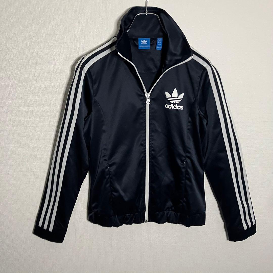 【未使用 adidas トラックジャケット トレフォイル 白 黒】