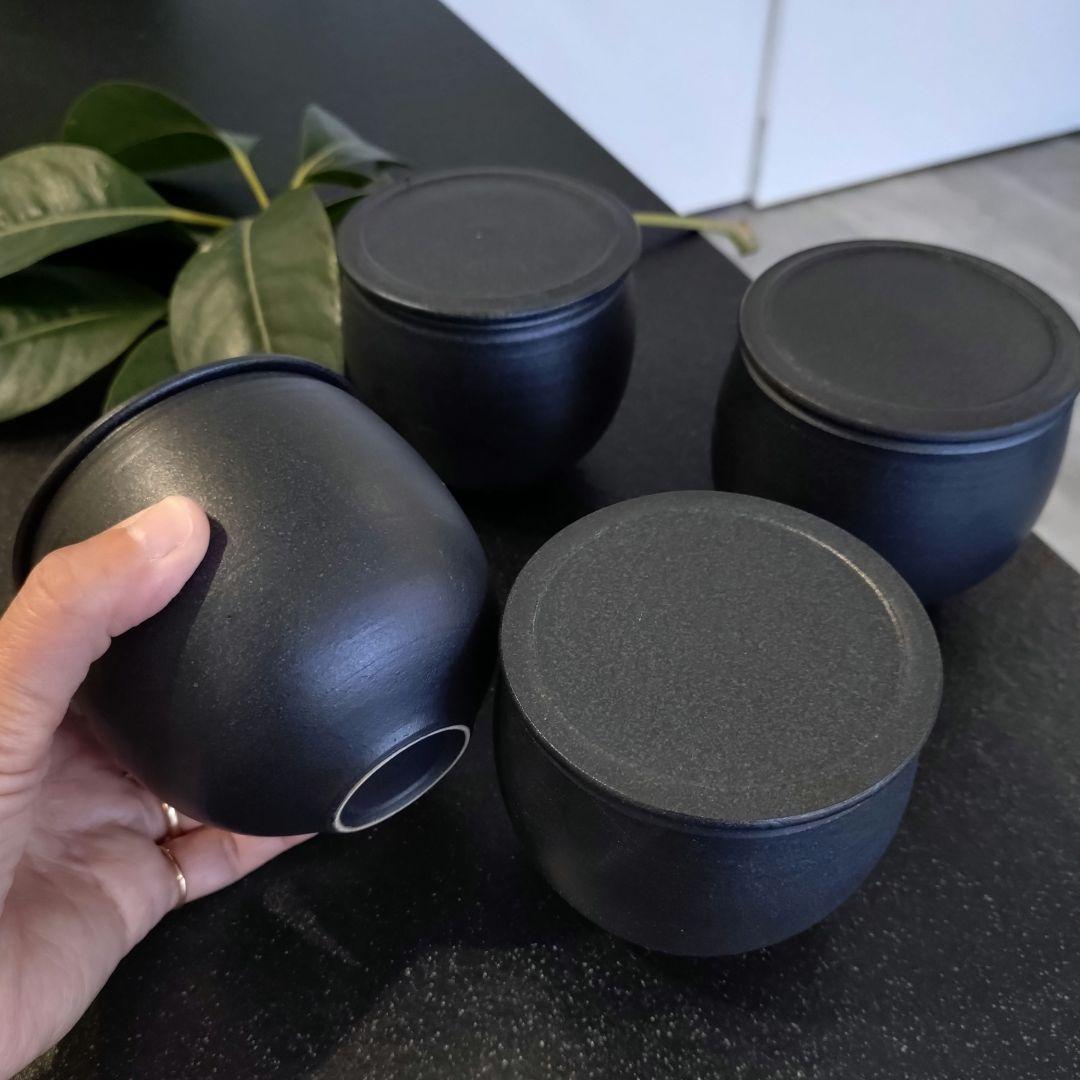 小野俊さん 蓋物 丸型 S 黒鉄釉 4個セット