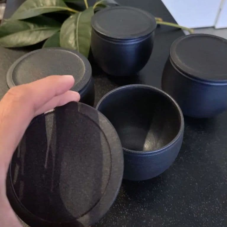 小野俊さん 蓋物 丸型 S 黒鉄釉 4個セット