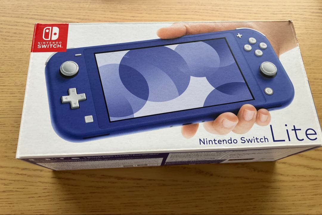 Nintendo Switch Lite 青　本体箱付き