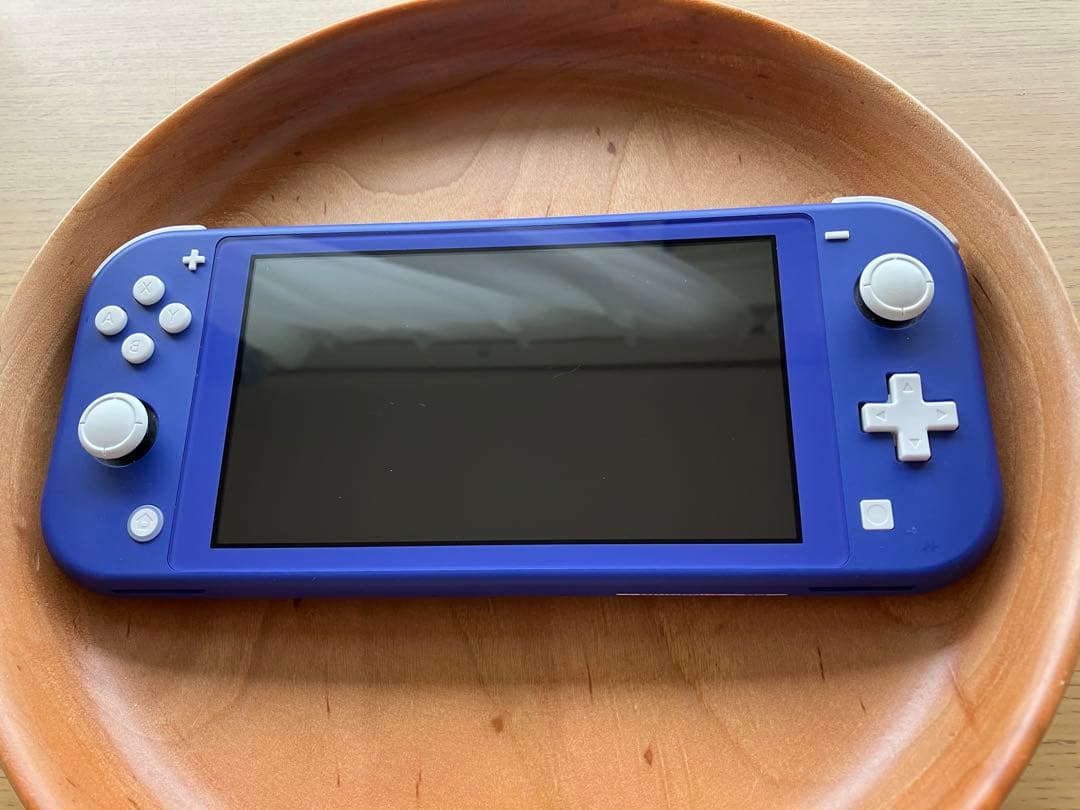 Nintendo Switch Lite 青　本体箱付き
