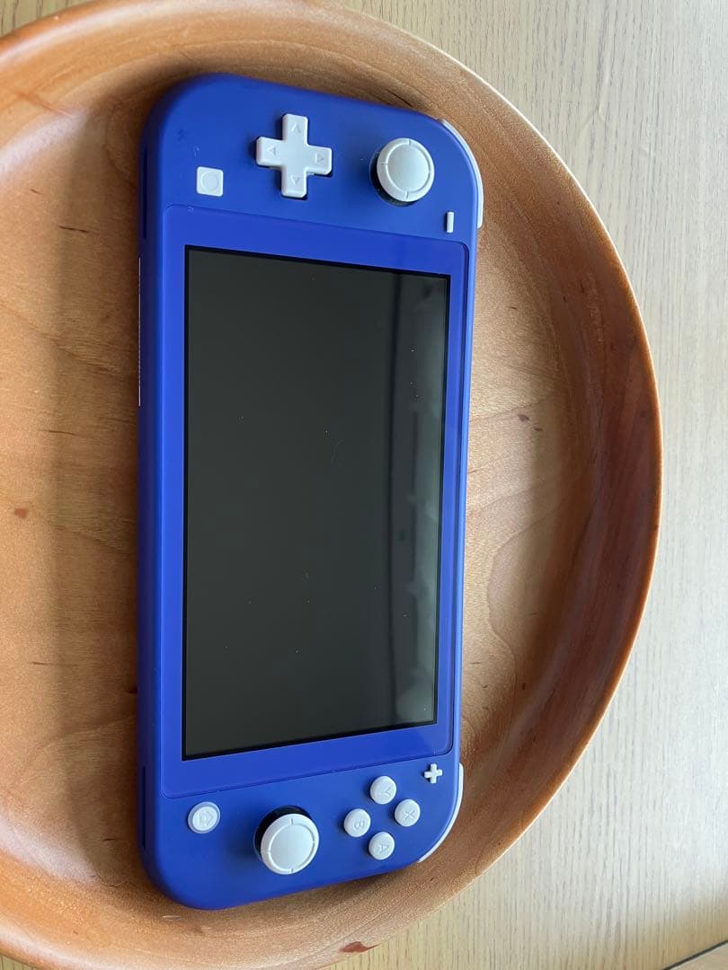 Nintendo Switch Lite 青　本体箱付き