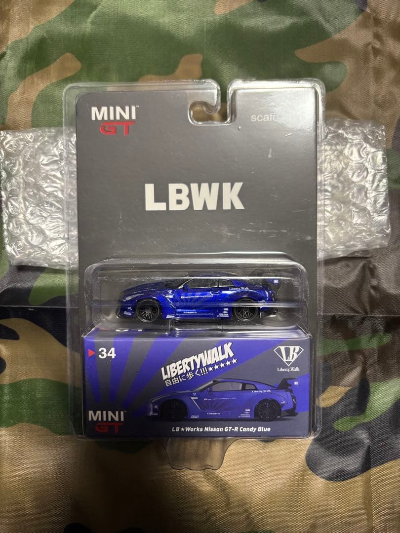 ミニカー MiNiGT LBWORKS Nissan GT-R candy blue