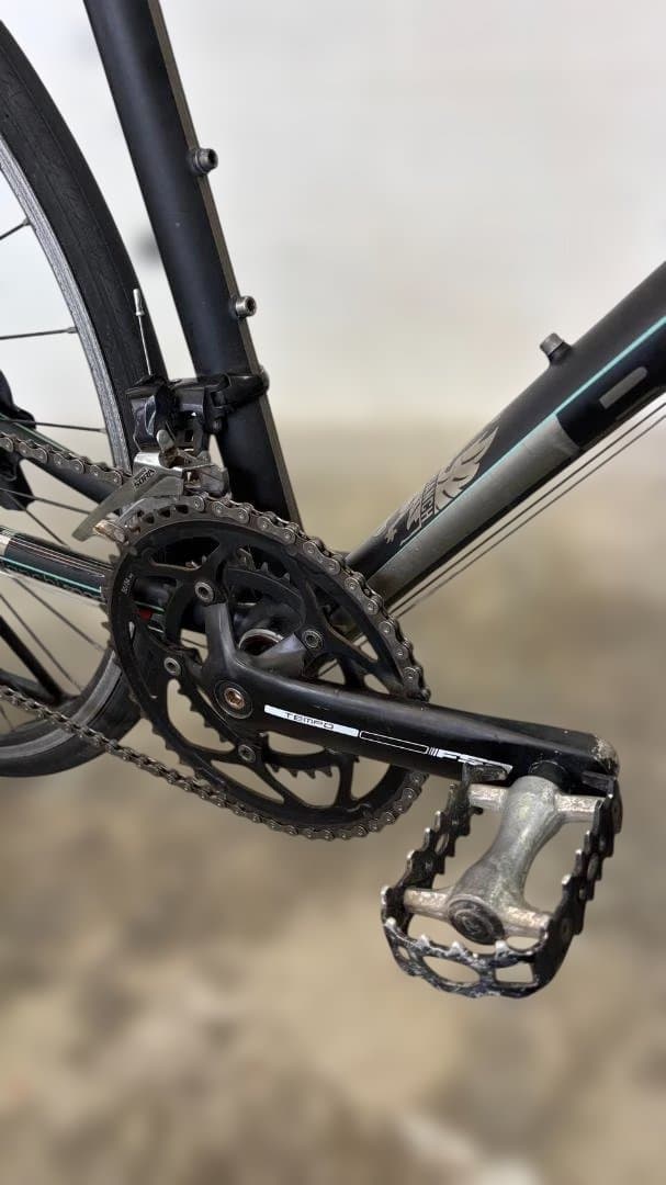 整備・パーツ交換済み✨ビアンキ クロスバイク ROMA2