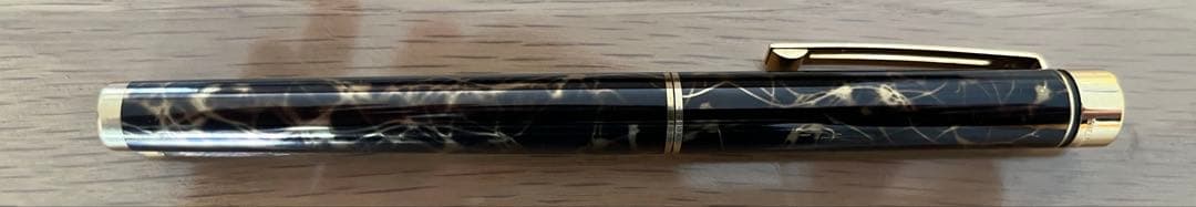 SHEAFFER 黒 万年筆 ゴールド装飾 80年代