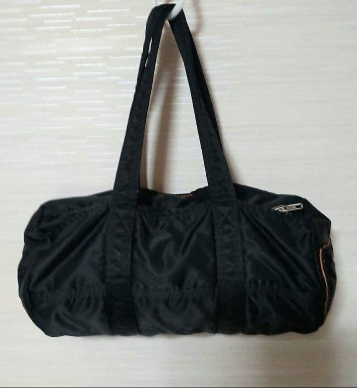 PORTER ブラック タンカーバッグＳサイズ 。缶バッジをお付けします。