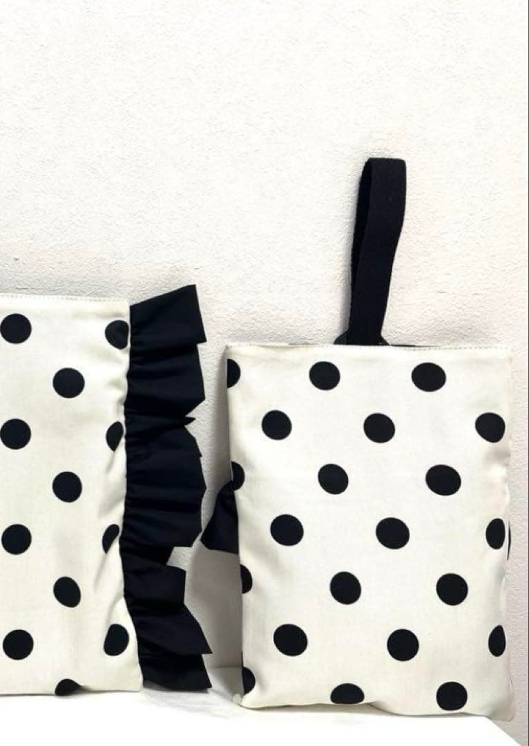 ことぽこさま☆専用　フリルレッスンバッグ ジュース入れ　水玉　ドット