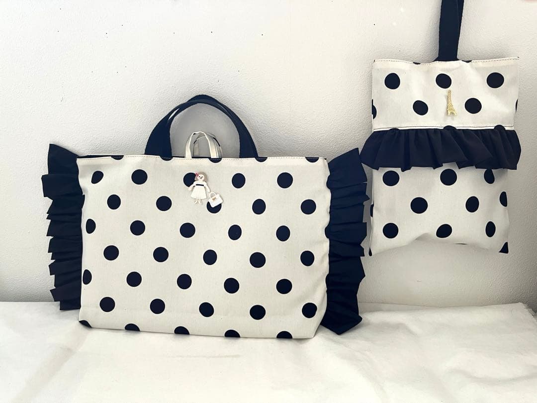 ことぽこさま☆専用　フリルレッスンバッグ ジュース入れ　水玉　ドット