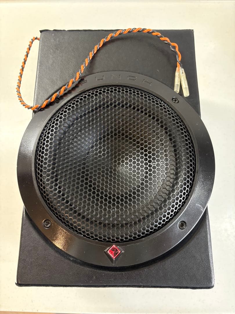 k*5様 ROCKFORD FOSGATE ロックフォード 8インチウーハー　ボ